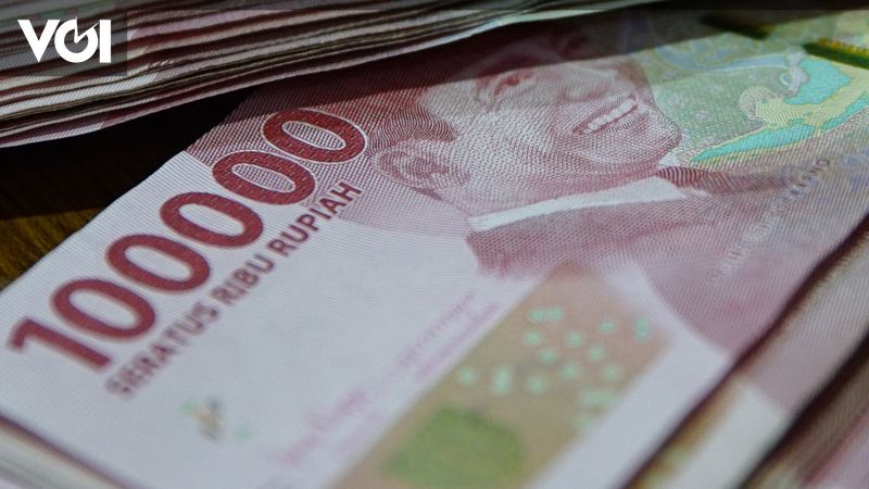 the-rupiah-at-the-beginning-of-the-week-opened-getting-further-away