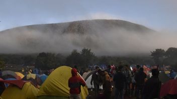 Aktivitas Pendakian Gunung Dempo di Pagar Alam Ditutup Setelah Erupsi