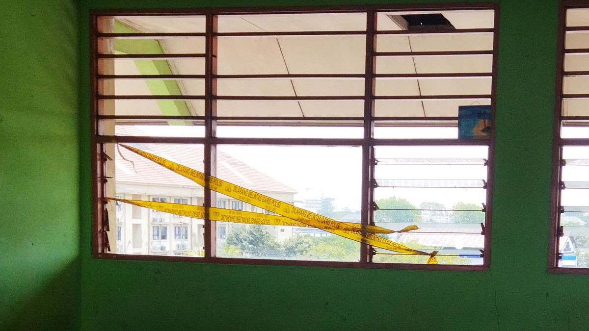 Window Glass On The 4th Floor Of SMPN 132 Cengkareng Does Not Exist, Police Suspect That Students Will Be Removed So That They Can Be Accessed