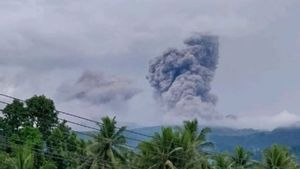 Gunung Dukono Erupsi, Warga Diimbau Jauhi Radius 4 Kilometer dari Kawah