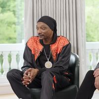 Snoop Dogg Kenang Pertemuan Pertama dengan Paul McCartney, Hal Tak Terduga Ini Terjadi