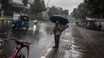 天気予報: ジャカルタといくつかの主要都市の小雨 