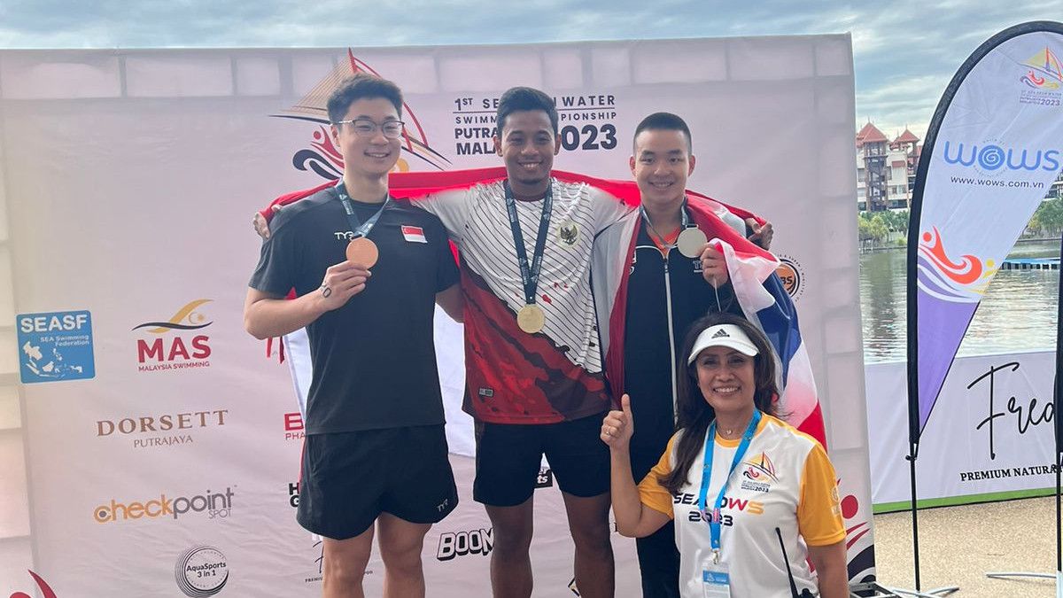 骄傲！ 印尼游泳队在马来西亚赢得4枚金牌