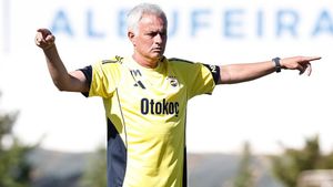 Jose Mourinho Ingin Kembali Melatih Portugal di Puncak Kariernya