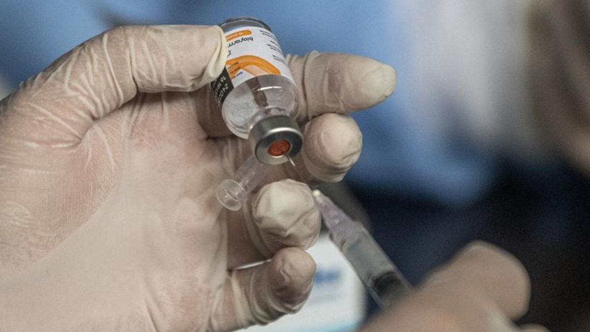 1,450回分のワクチンがバンドン市に入り、医療従事者が優先事項になりました