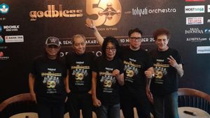 Jelang Konser Emas, Achmad Albar Kenang Penampilan Pertama God Bless di TIM 50 Tahun Lalu