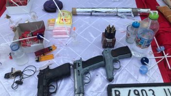 Marijuana, Sabu, Gorilla Tobacco, Airsoftgun Weapons, Bows And Sajam, All Of Them Are Transported By Police From Kampung Bahari