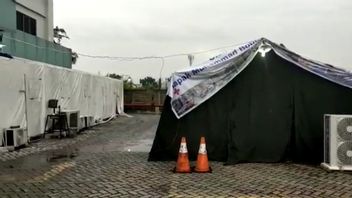 فراش كامل، مستشفى هيرمينا ميدان يؤسس خيمة طوارئ للمرضى COVID-19