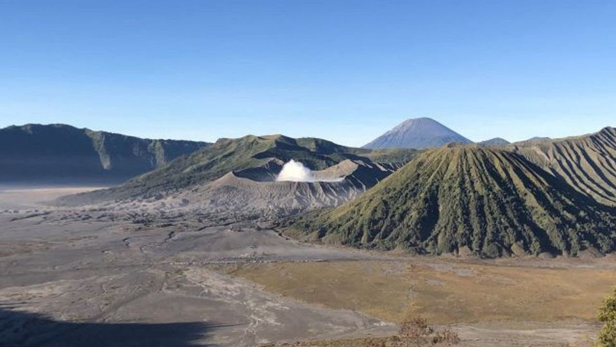 Empat Pintu Masuk Kawasan Bromo Sudah Dibuka untuk Wisatawan, Begini Cara Mendapat Tiketnya