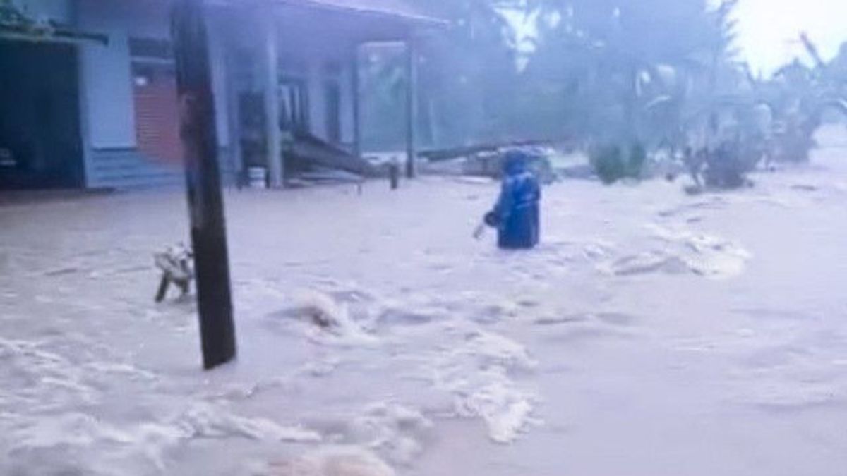 Floods Hit 4 Villages In Natuna, BPB Difficulties Due To Disconnected Communication Signals