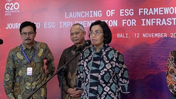 Sri Mulyani Jelaskan Penerapan ESG Hemat APBN dalam Membangun Infrastruktur