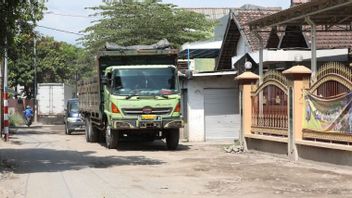 Sidoarjo Budgets IDR 11.5 Billion To Contonize The Krembung-Ngoro Road Section