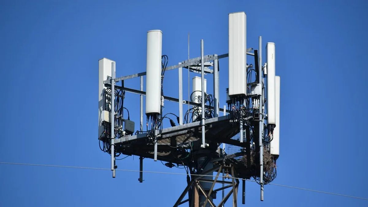 The FAA Again Warns The Dangers of 5G Spectrum On Aviation Safety