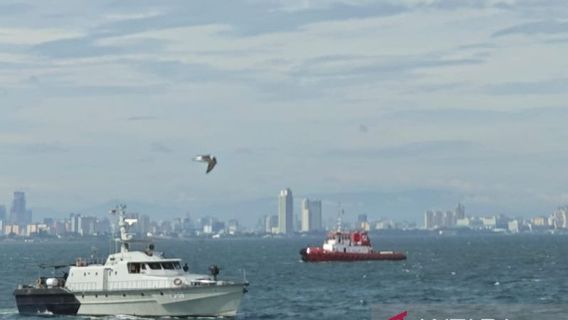 Deux ciclones embryonnaires provoquent des vagues de haute mer dans le sud de Java et de Papouasie
