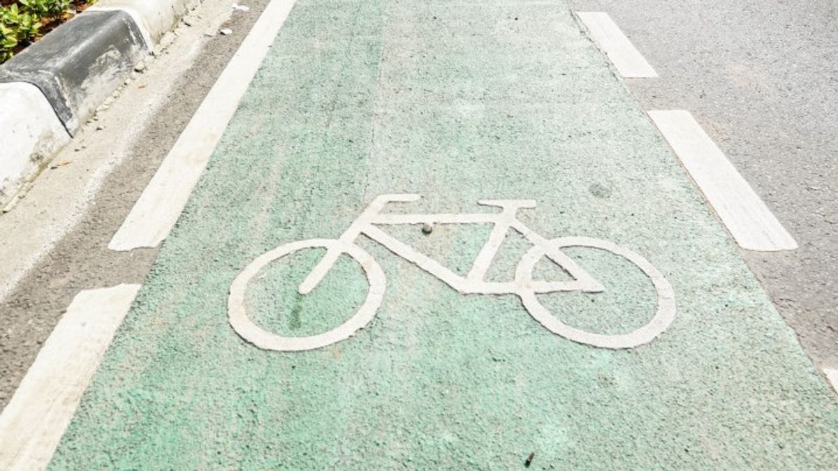 虽然 PPKM 雅加达 3 级，骑自行车的人仍然被禁止在奇偶地区