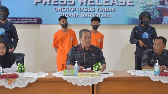 2 Kurir Bawa 8,5 Kg Ganja Kering Diamankan BNNP Sumbar, 1 Masih di Bawah Umur