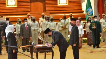 Profile Of Adhy Karyono Inaugurated As PJ Governor Of East Java
