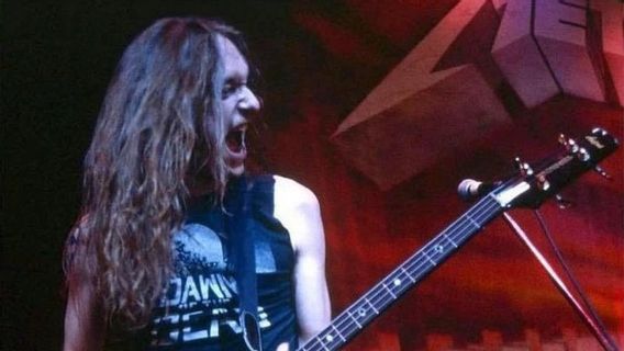 Cliff Burton's Signature Bass Re-Presented After 40 Years