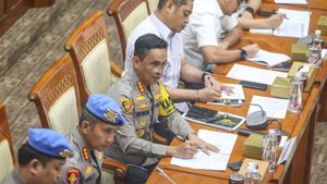 LBH Desak, chef de la police de Semarang, licencié en raison d’une autre chronologie de la fusillade d’étudiants de SMKN 4