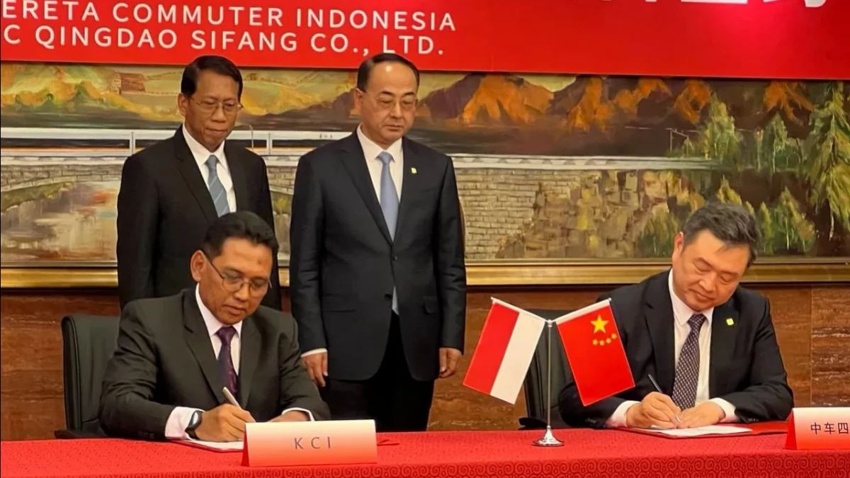 Rangkaian Gerbong KRL Impor dari China Bakal Tiba Awal 2025