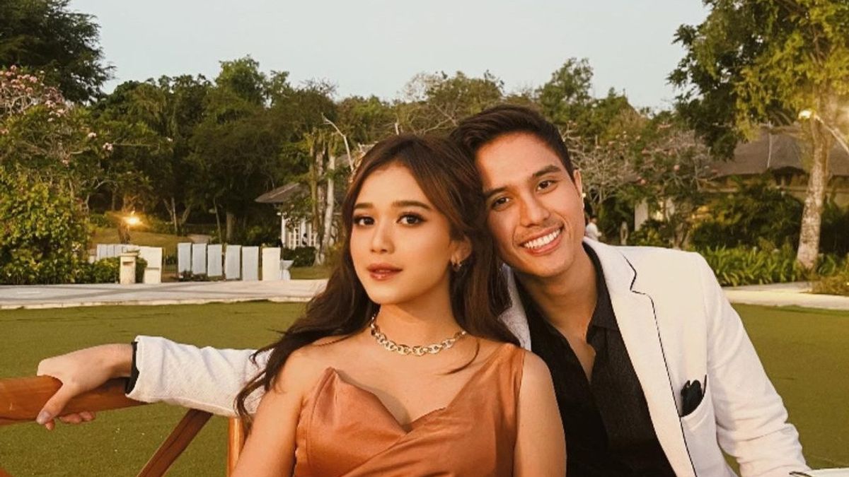 Brisia Jodie And Anthono Marchelin Ready To Get Married Next Year