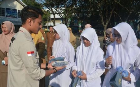 Berkaca pada Razia Produk Skincare, Pendisiplinan di Sekolah Seringkali Tidak Substansial