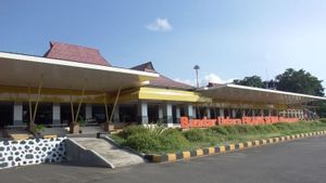 Sebaran Abu Gunung Lewotobi Laki-Laki Sampai Sikka NTT, Operasional Bandara Frans Seda Ditutup 