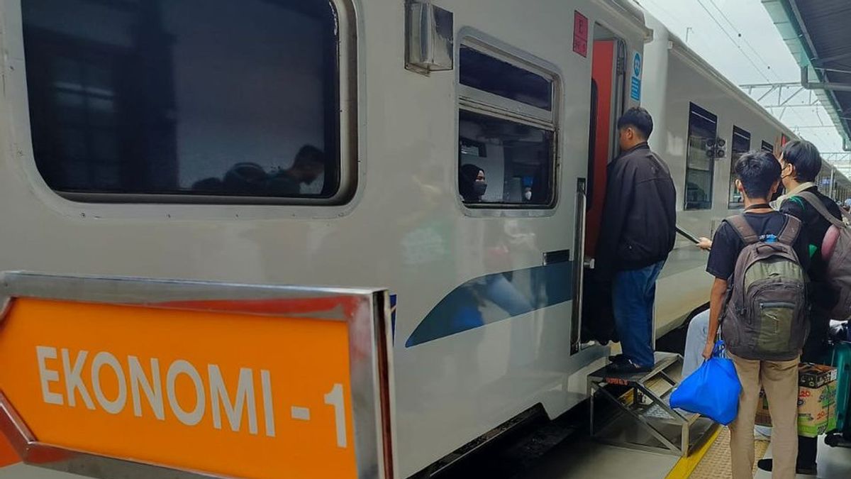 列车名单补贴价格起价为IDR 20 Thousand及其路线