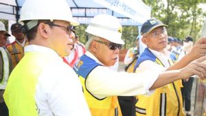 Menteri PUPR Basuki Hadimuljono Targetkan Jalan Tol Cisumdawu Operasi Penuh pada Akhir Mei 2023