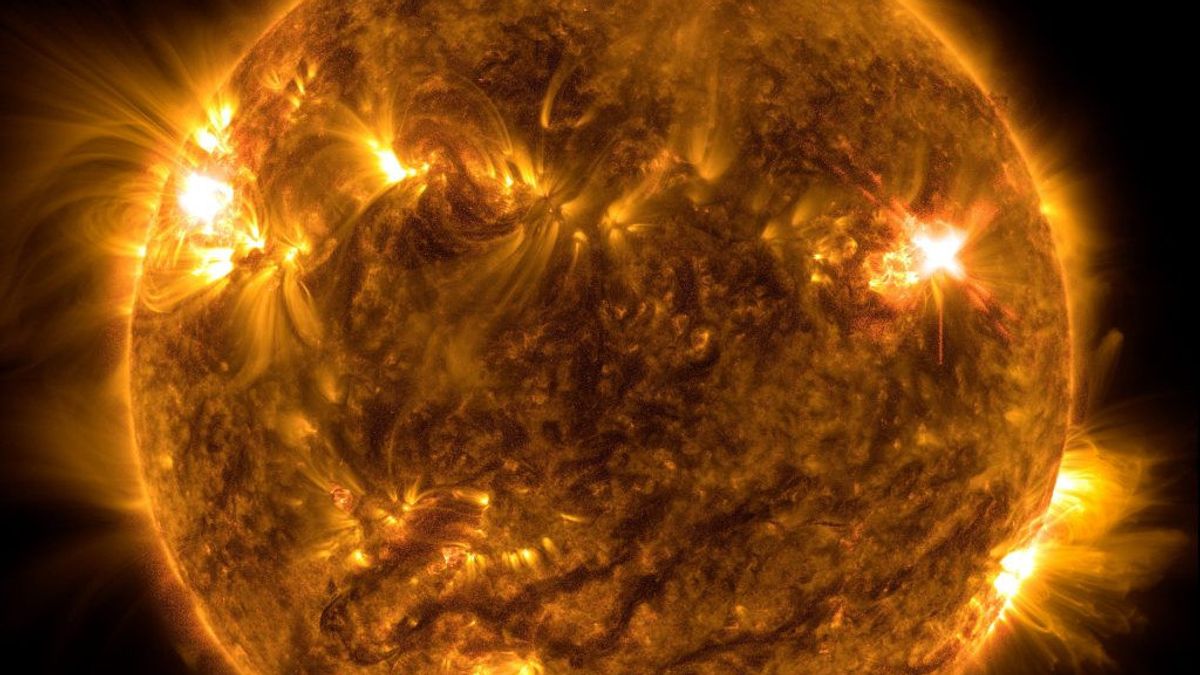 NASA Tangkap Momen Matahari Ledakkan Suar, Bahaya Bagi Bumi?