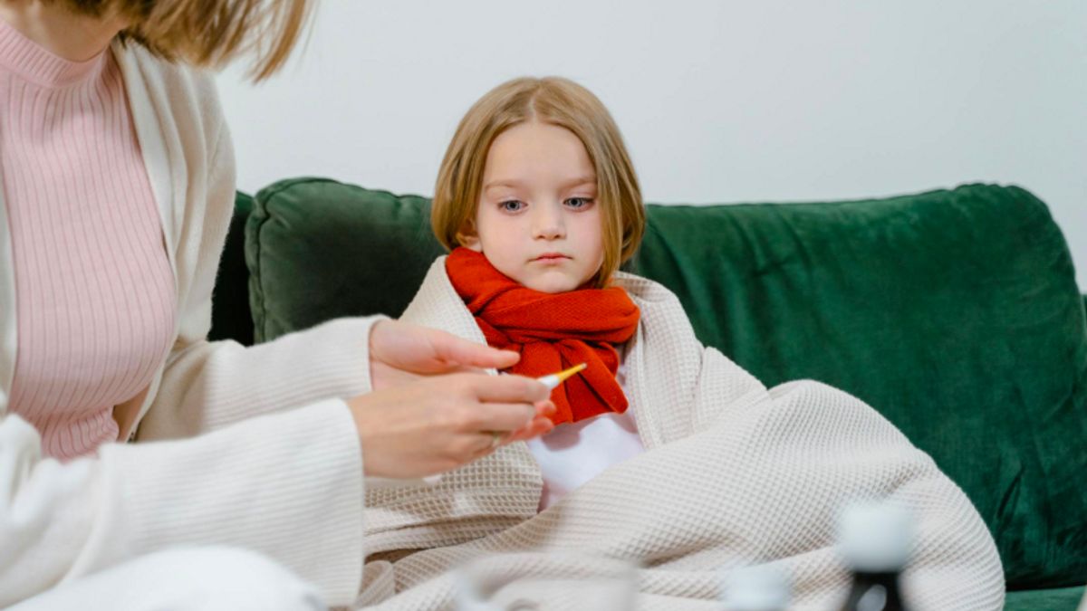 anepidémie : Quand est le bon moment pour donner aux enfants un médicament pour la toux fréquente? Voici l’explication du médecin
