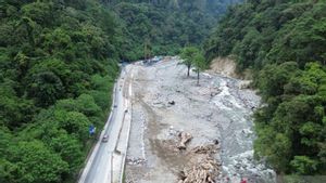 Perbaikan Jalan Lembah Anai Dihentikan Sementara, Jalur Dibuka 24 Jam untuk Mudik Lebaran