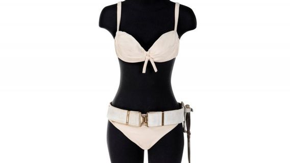 James Bond Girl Iconic Bikini In Dr. No Dilelang