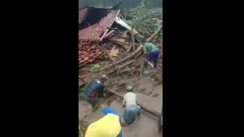Floods And Landslides In Pangandaran, 2 Residents Died
