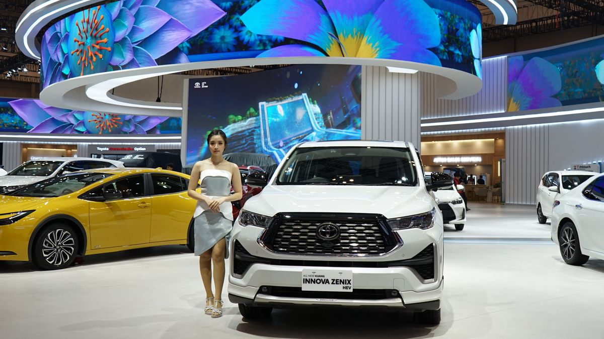جاكرتا - سجلت تويوتا إندونيسيا اتجاها إيجابيا لمبيعات السيارات الكهربائية في عام 2023 ، وهذا النموذج هو الداعم