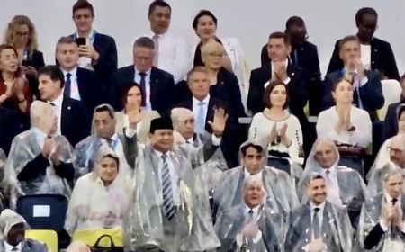 Hadiri Pembukaan Olimpiade Paris, Prabowo Beri Semangat Kontingen RI