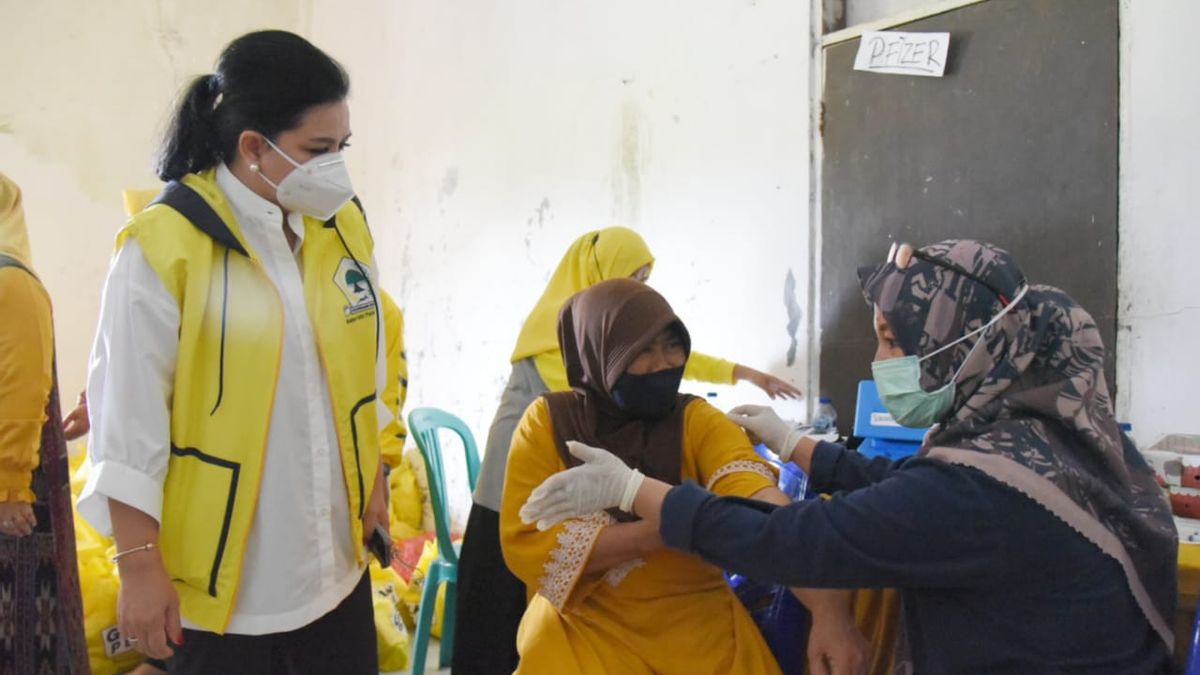 IIPGはボゴールでCOVID-19ワクチン接種を開催し、イェンティ・エアランガは市民に規律正しいプロケを維持するよう求める