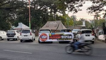 Anggota Komunitas Rental Mobil Pejuang Rupiah Laporkan Oknum Polisi yang Bawa Lari 8 Mobil di Pamekasan