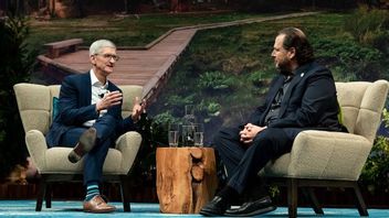 Apple Boss Tim Cook Calls Climate Change Exacerbating Natural Disasters