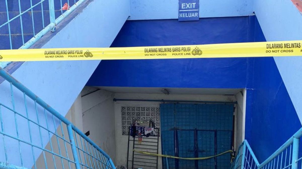 Polri: 8 Pintu Darurat Stadion Kanjuruhan Tak Bisa Dibuka Saat Terjadi Kericuhan