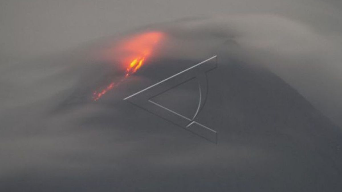 Gunung Merapi Hari Ini: Luncurkan Delapan Guguran Lava Pijar