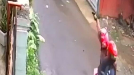 Gagal Curi Nmax Merah, Pelaku Todongkan Pistol ke Arah Korban