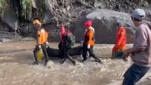   Tim SAR Temukan 2 Korban Tewas Lahar Dingin Merapi