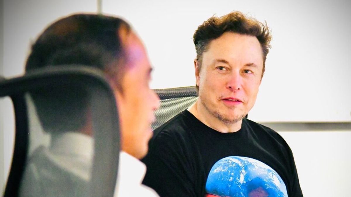 Elon Musk Labil! Aktifkan Lagi Tiga Akun Kontroversial