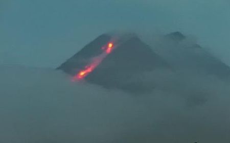 Pagi Ini, Gunung Merapi Keluarkan Awan Panas Guguran Sejauh 1.000 Meter