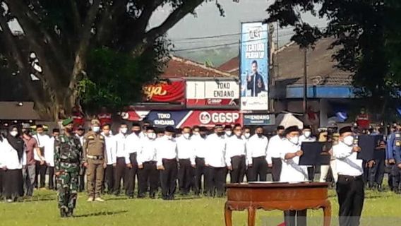 About To Compete In Pilkades, 107 Village Head Candidates In Temanggung Hold Declaration Of Peace, No Hoaxes And Money Politics