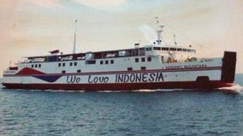 KM Senopati Nusantara 今天沉浸在历史中，2006年12月30日
