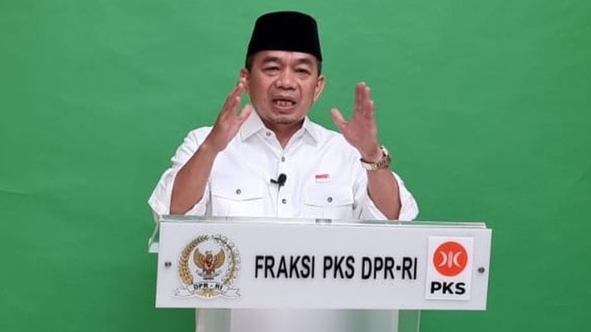 PKS: Congratulations To The Indonesian People, The Government Must Stop The Implementation Of The Job Creation Law