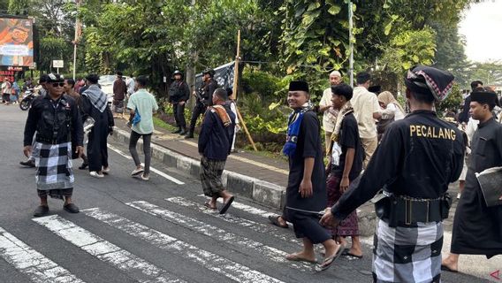 Bali Muslims Emphasize Religious Moderation During Eid al-Fitr Prayer 1447 Hijriah