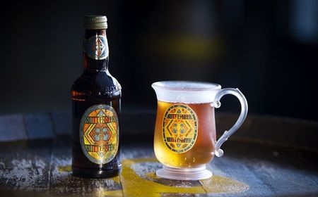 Warner Bros. Rilis Resmi Butterbeer, Minuman dari Film Harry Potter